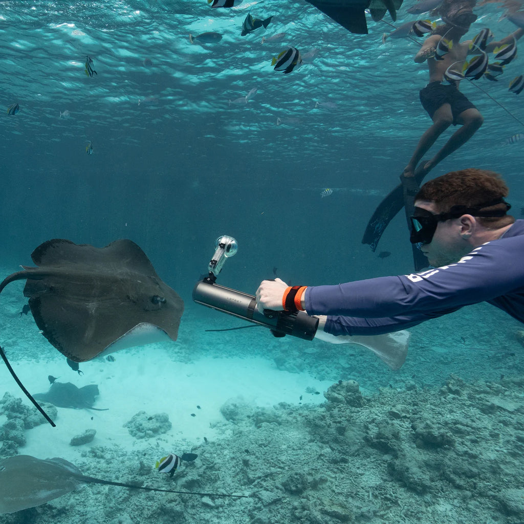 LEFEET P1 & P1 XR Underwater Scooter for Scuba Diving