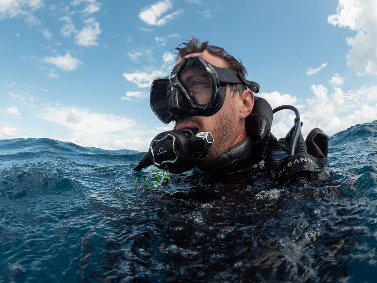 Oceanic Cyanea Micro-Frame Scuba Diving Mask