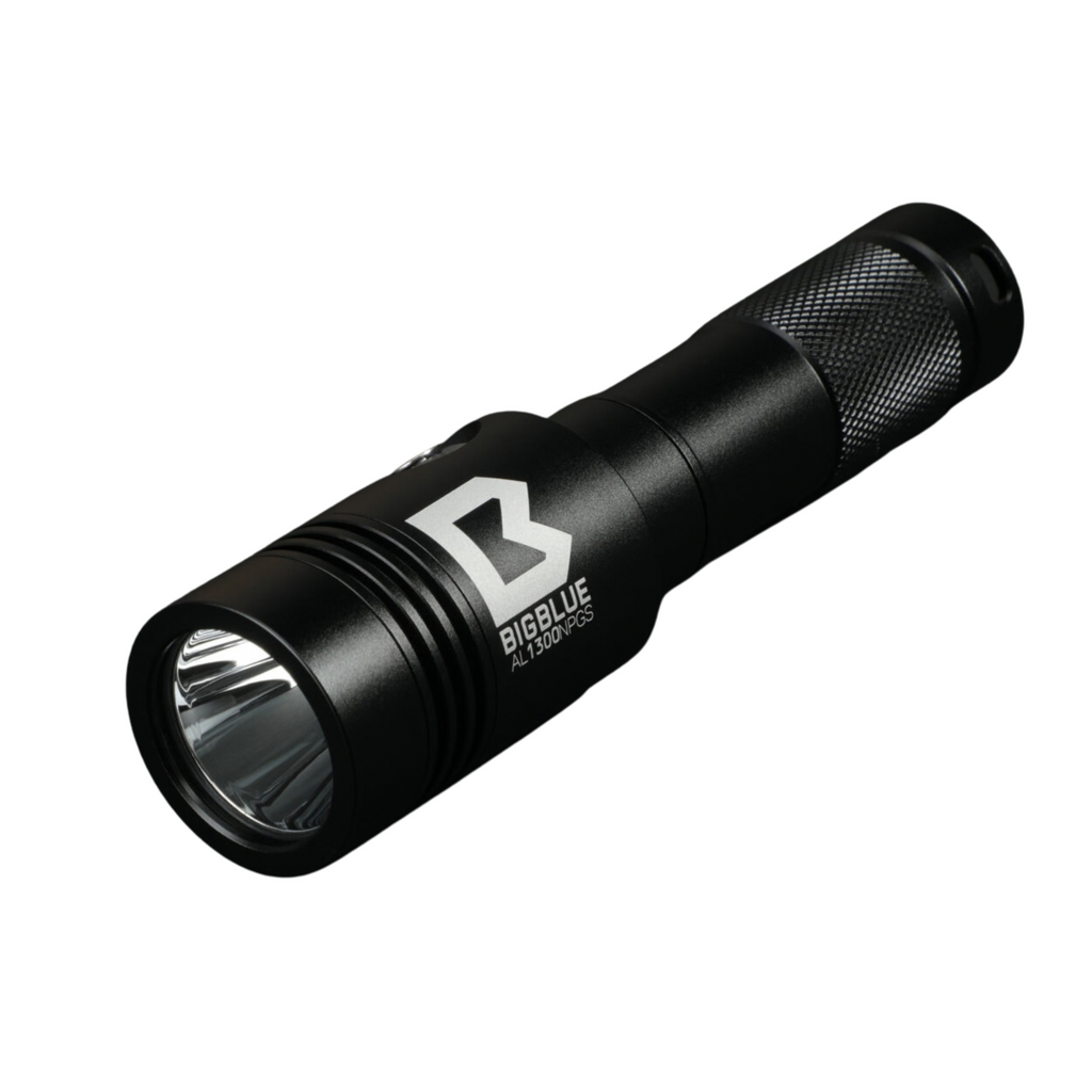 Bigblue AL1300NPGS Dive Light – 1300 Lumen, 10° Narrow Beam with Green Spotlight